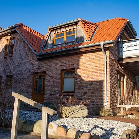 Haus Lutje Freiheit 129 - Ferienwohnung Dunenrose *