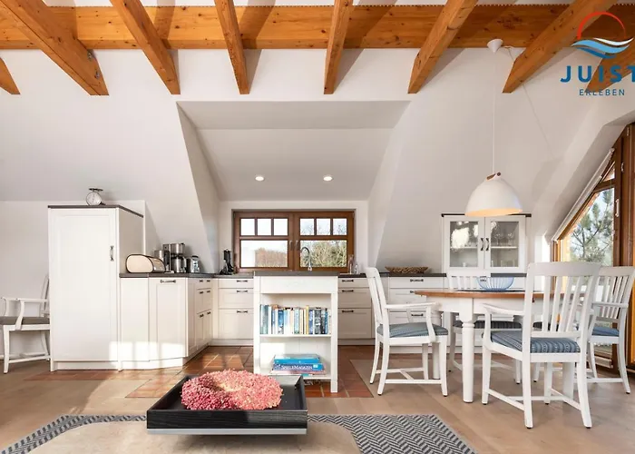 Haus Lutje Freiheit 129 - Ferienwohnung Dunenrose ホテル
